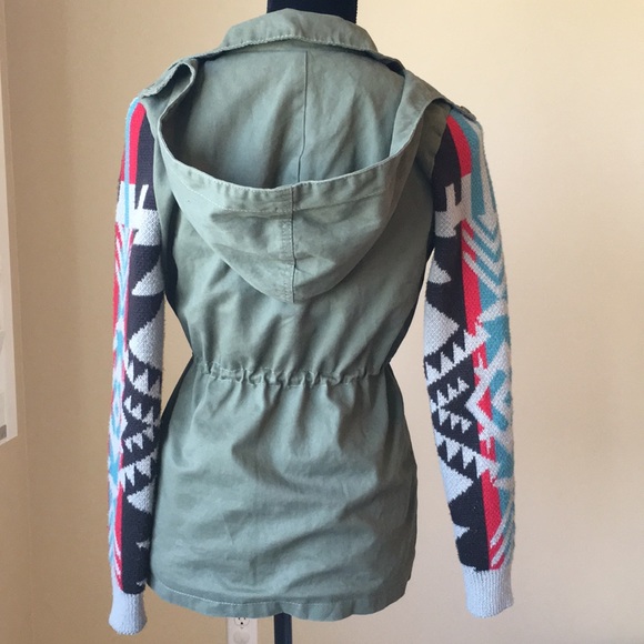 Thread and supply utility jacket - Picture 3 of 6